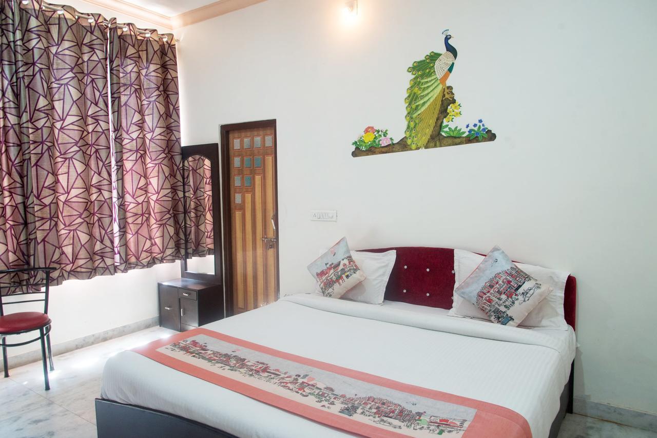 Oyo 11743 Hotel Shree Krishna Udaipur Luaran gambar